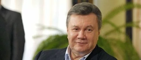 Янукович предложил пожертвовать жителям Донбасса свои «мифические миллиарды»