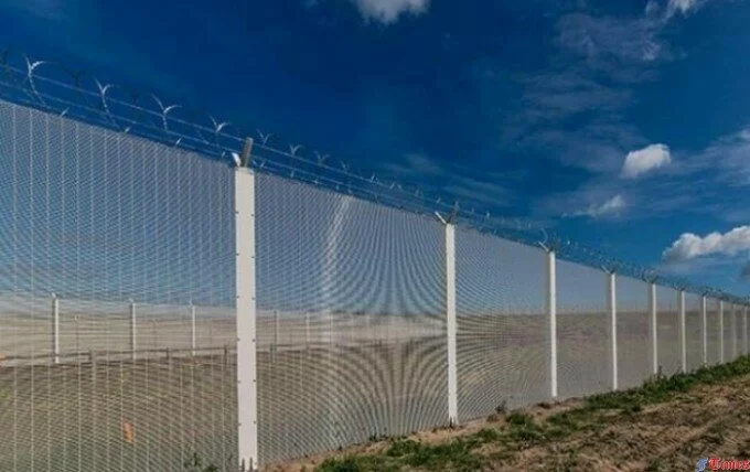 Забор на границе России и Литвы появится до конца 2017 г.