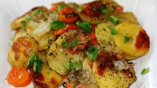 Картошка в духовке: рецепты простых и вкусных блюд