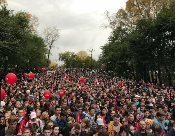 На митинге Навального в Хабаровске собралось всего 650 человек