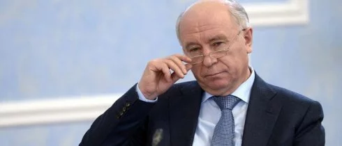 «Первый пошел»: Путин отправил в отставку губернатора Самарской области