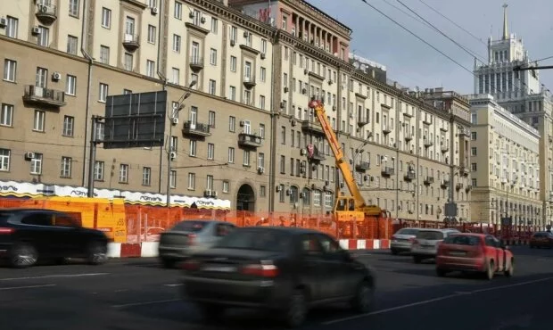 Ремонтные работы по программе «Моя улица» в Москве затянутся до зимы