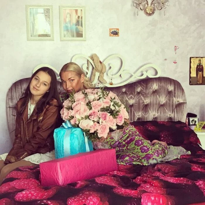 Анастасия Волочкова организовала грандиозный праздник ко дню рождения дочери