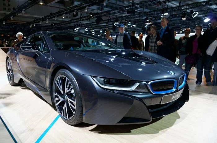 BMW i8 и Lamborghini Urus поборются за звание «Всемирное авто года» в категории «Лучший дизайн»