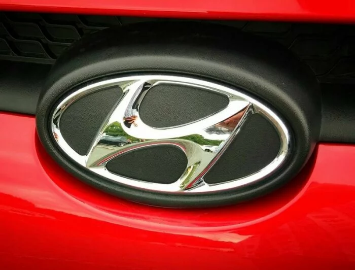 Hyundai возобновила в РФ продажи бизнес-седана Sonata