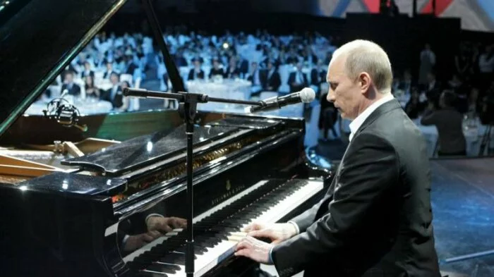 Пианист Мацуев: В игре Путина на фортепиано заметен прогресс
