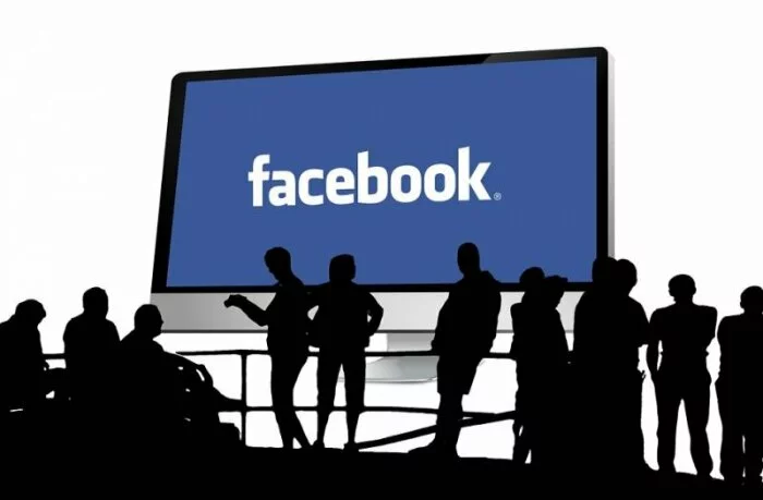 Роскомнадзор: Facebook могут заблокировать в России в 2018 году