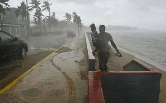 Ураган Мария последние новости на 22 сентября 2017 – где прошла стихия, куда движется