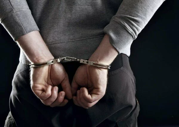 В Приморье задержали 13-летнего парня, изнасиловавшего девушку