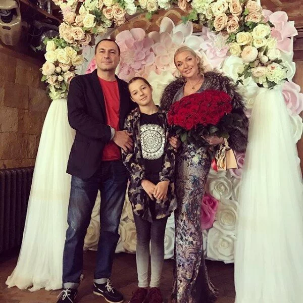 Волочкова устроила своей дочери шикарный день рождения