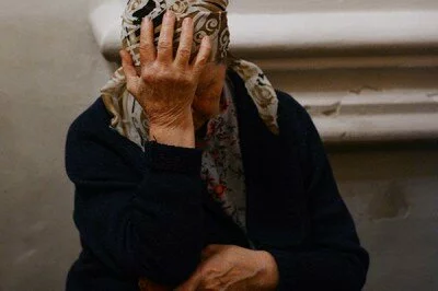 Житель Омска изнасиловал 90-летнюю женщину