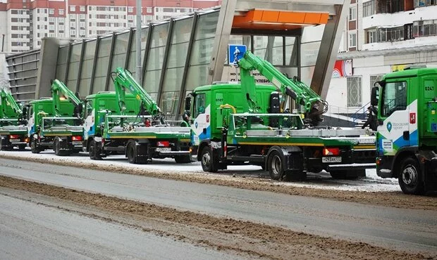 Московские власти потратят 21 млрд рублей на новые парковки и эвакуаторы