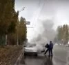 На проспекте Созидателей загорелся ВАЗ-2110. Видео