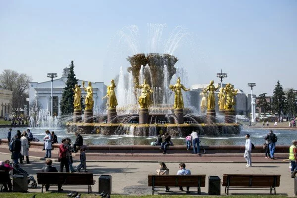 Реставрация фонтанов ВДНХ обойдётся в 3,3 млрд рублей