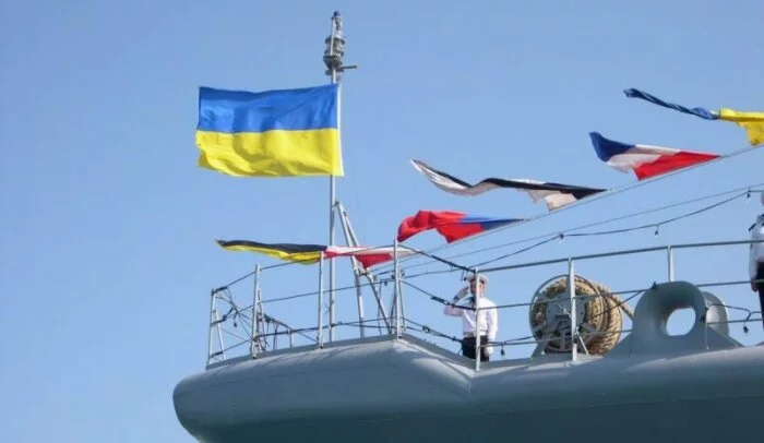 Эксперт: “Волчья стая” Киева не одолеет Черноморский флот РФ