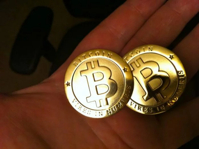 Новая криптовалюта Bitcoin Gold в первый день торгов втрое упала в цене