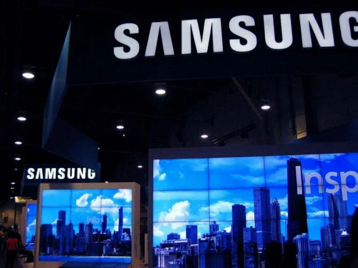 Смартфон Samsung Galaxy J2 презентовал новую модификацию SM-J250G