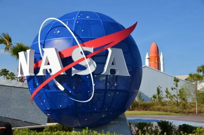 Специалисты NASA успешно испытали ионный двигатель X-3