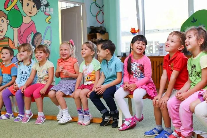В Омске воспитатель детского сада заставляла ребенка мыть унитазы