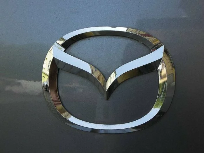 В РФ продажи нового кроссовера Mazda CX9 начнутся в начале ноября