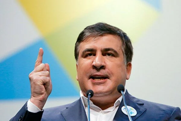 В Киеве на митинге Саакашвили призвал Порошенко уйти в отставку