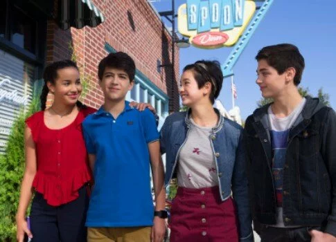 В подростковом телесериале канала Disney появится персонаж нестандартной ориентации