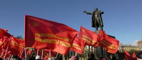 Коммунисты Петербурга отпраздновали 100-летие революции
