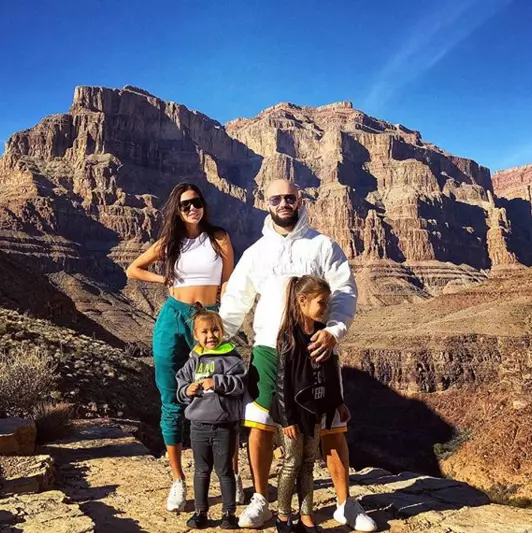 Рэпер Джиган с женой показали детям Grand Canyon