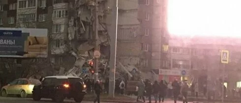 СМИ: При обрушении дома в Ижевске погибли шесть человек, в том числе двое детей