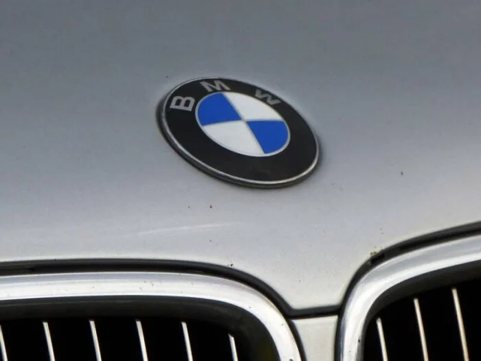 BMW выпустит спортивный седан M850i в 2018 году