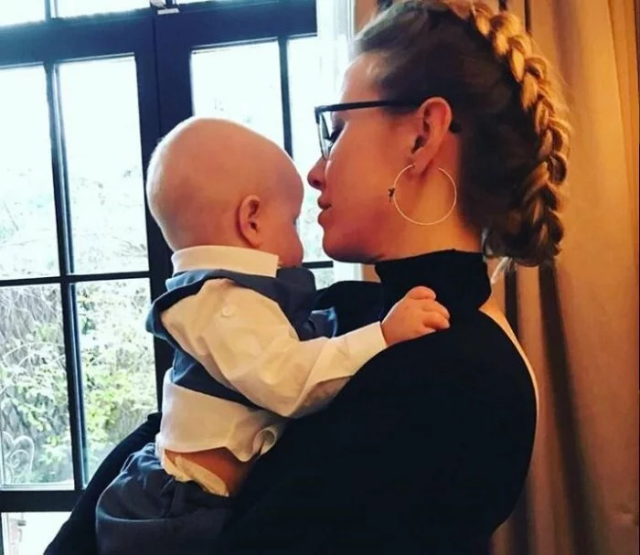 Ксения Собчак отметила первый день рождения сына
