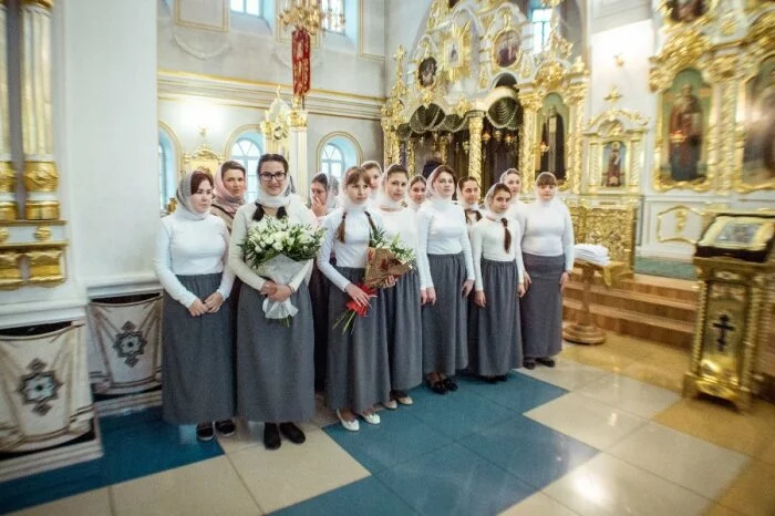 Сестричество блаженного Андрея Симбирского пополнили 13 сестер милосердия. Фотоотчет с церемонии посвящения