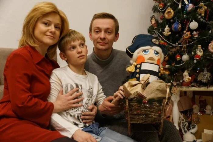 Учитель из сериала «Физрук» Евгений Кулаков должен больницам деньги за лечение сына