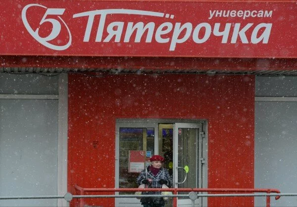 В центре Ростова охранники магазина закрыли в подвале ребенка