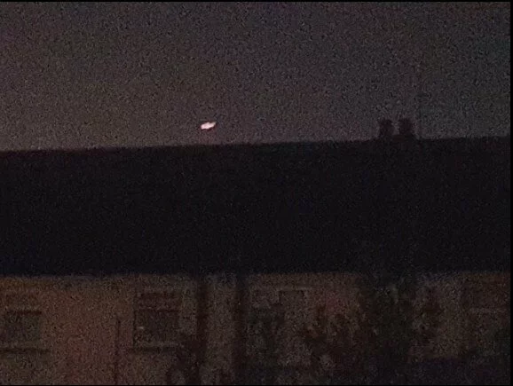 В Великобритании мужчина сфотографировал розовый НЛО